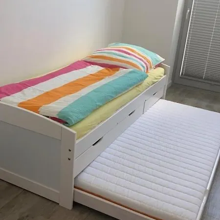 Apartment Stadtpark Wohnung Nr 8 *